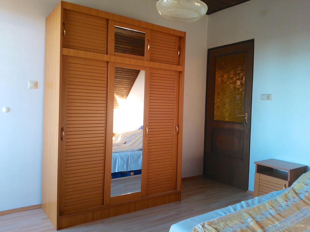 Valentin Vendeghaz Hotel บาลาตอนแลลเล ภายนอก รูปภาพ
