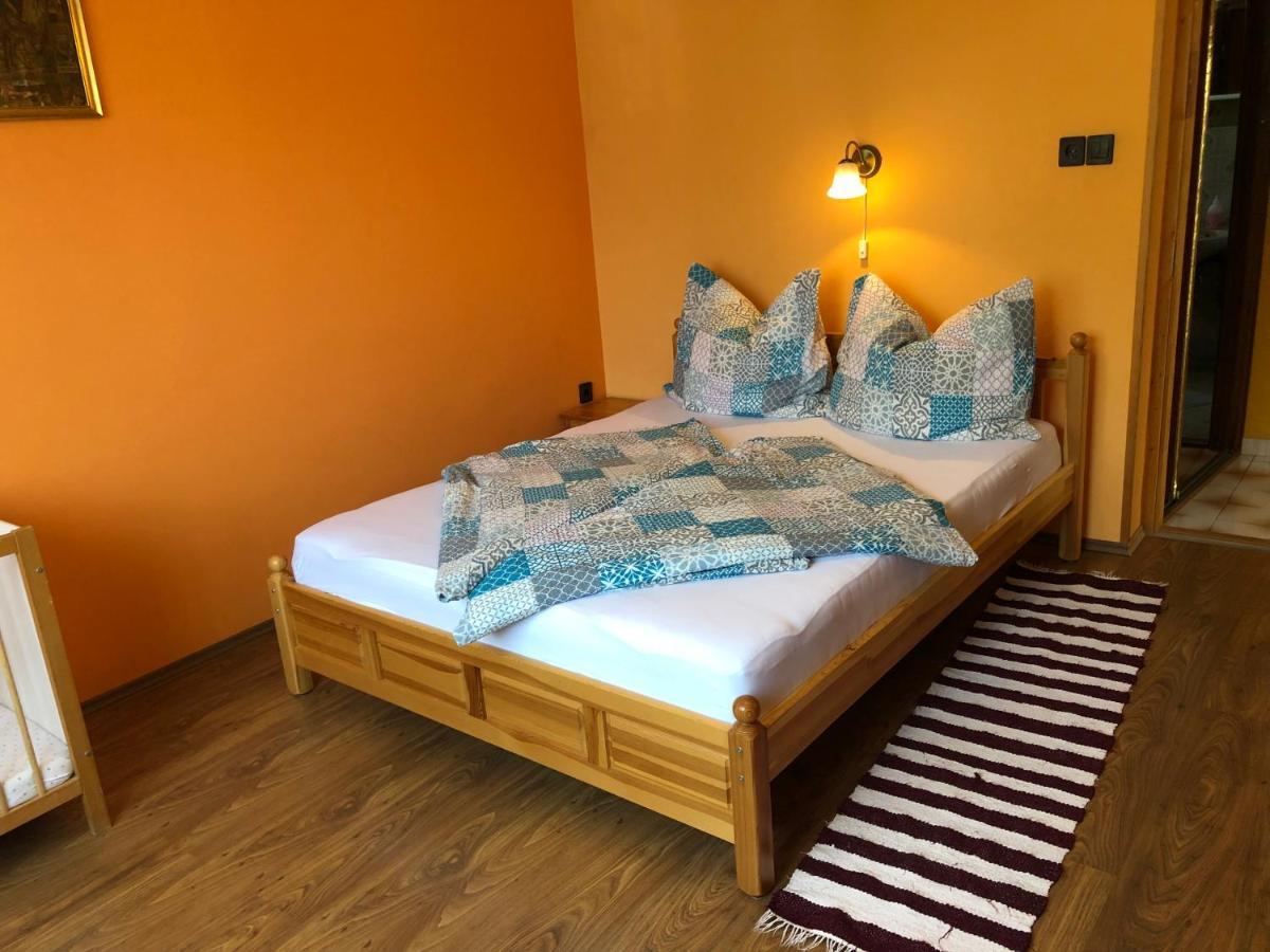Valentin Vendeghaz Hotel บาลาตอนแลลเล ภายนอก รูปภาพ